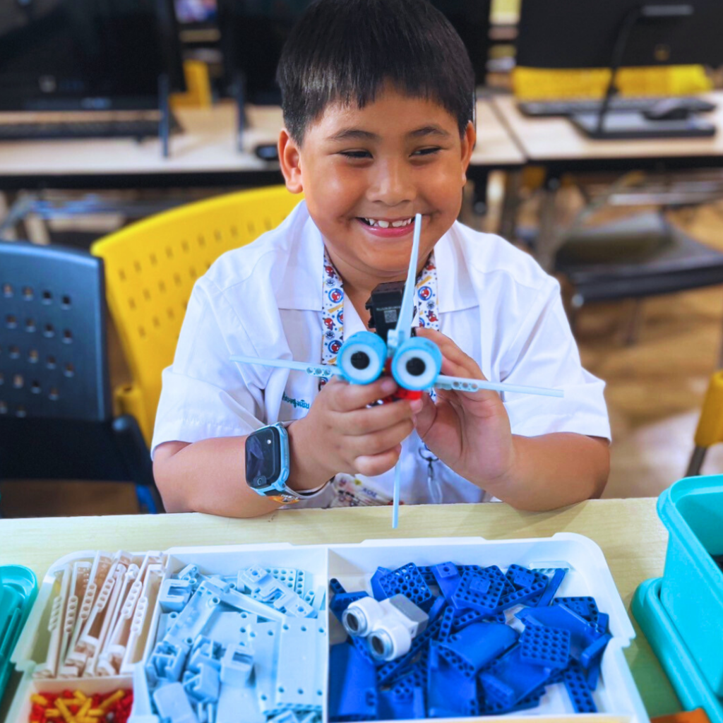Future Ready Education : AI Robotics Coding – Plookpanya School